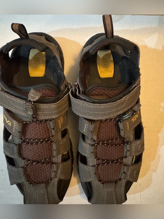 Teva Forebay Sandal for Men Size 8